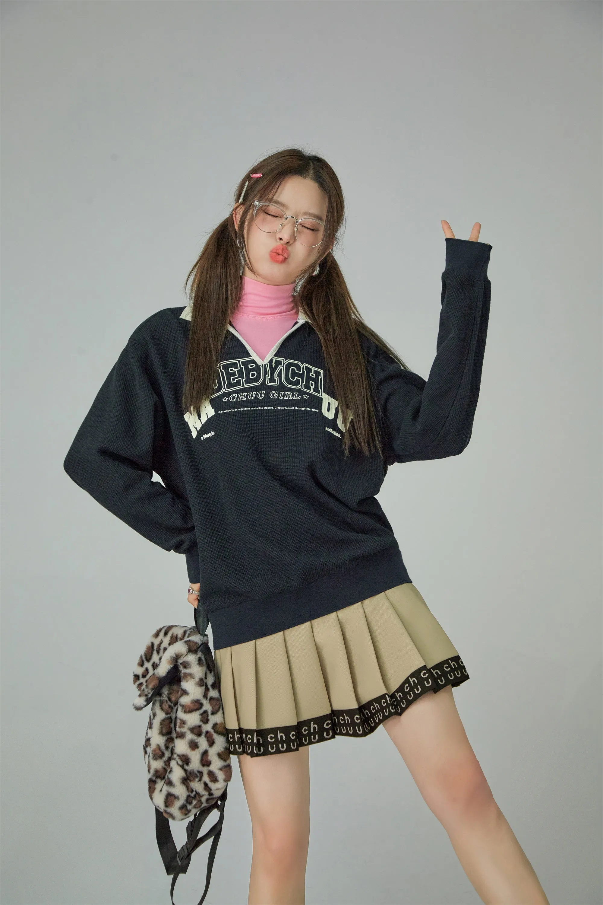 Chuu Girl V-Neck Sweatshirt