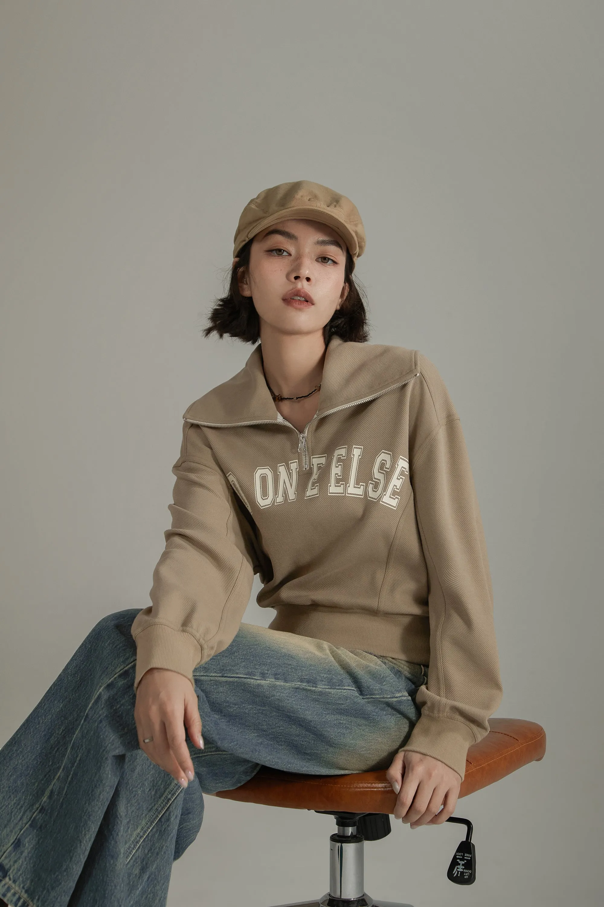 Logo Half Zip-Up High Neck Sweatshirt