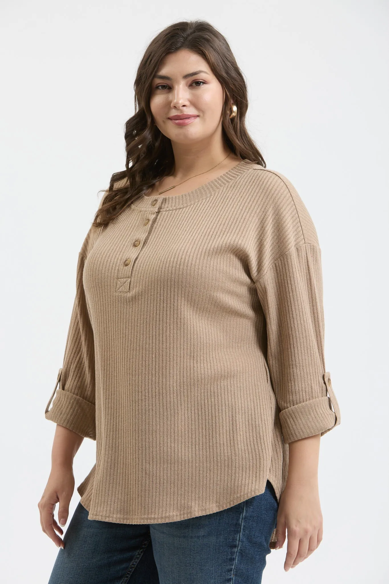 PLUS 3/4 TAB SLEEVE HENLEY KNIT TOP