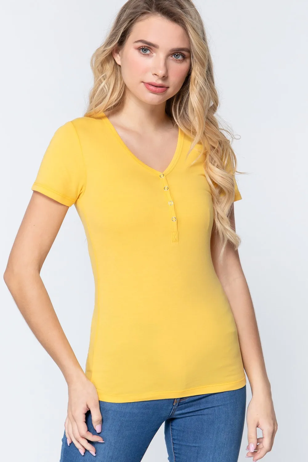 Short Slv V-neck Henley Knit Top